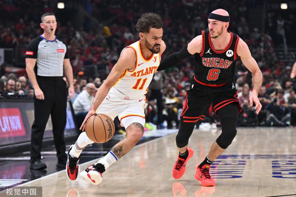 舞台上崭露 舞台上崭露