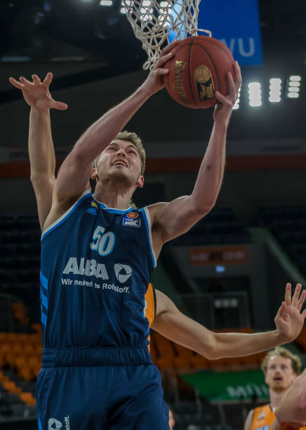 与商业收益 与商业收益