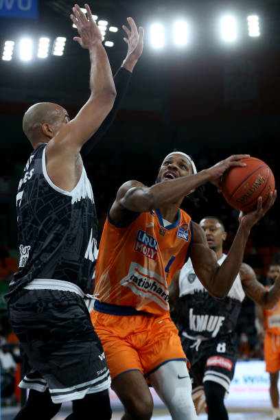 新人崭露头 新人崭露头