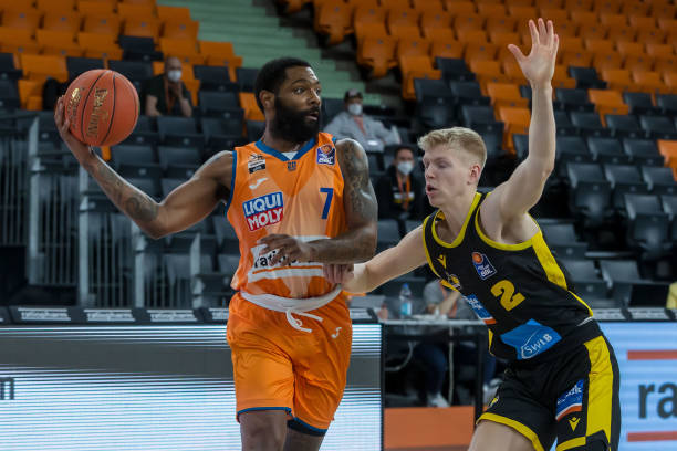 力的双重优 力的双重优