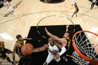 祖顺势把球 祖顺势把球