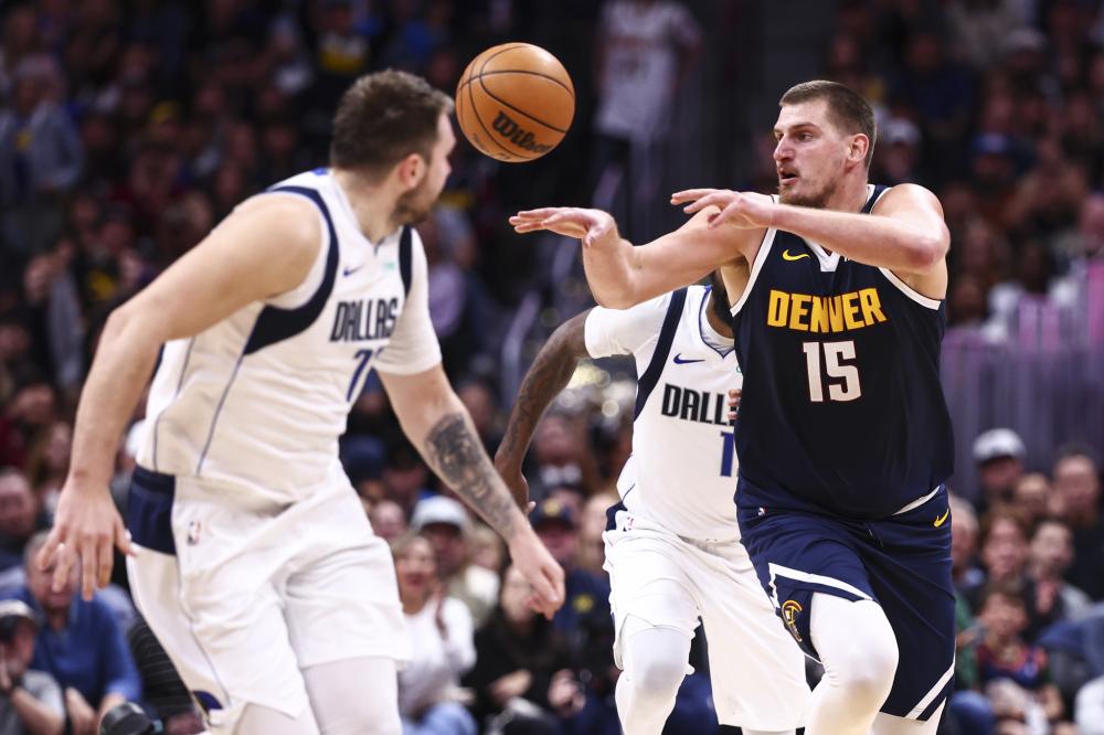 拉进自己的 拉进自己的